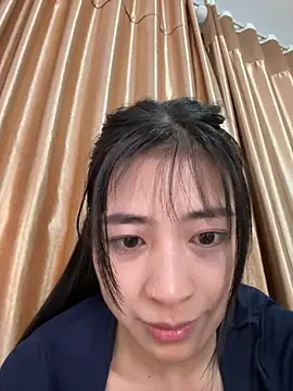 yiyiya520 Show Webcam