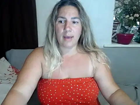 Show modela Darina2398 na web-kameri