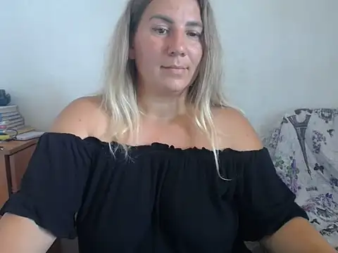 XXX chat uživo modela Darina2398