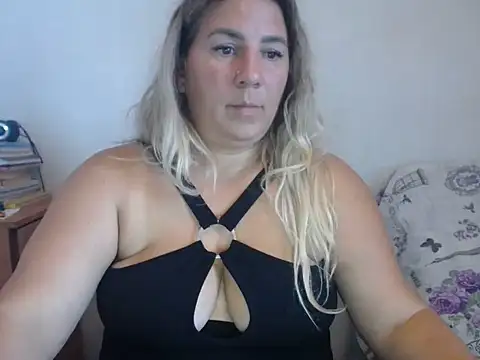 Chatroom XXX en direct de Darina2398