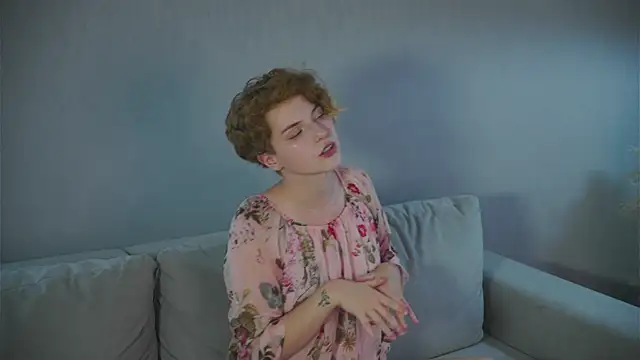 XXX chat uživo modela KiyokoOuillette