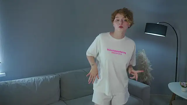 KiyokoOuillette Chat XXX in diretta