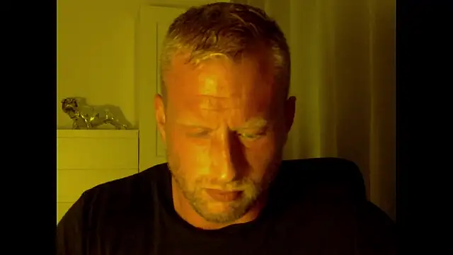 FitMarci Webcam Show