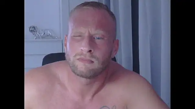 FitMarci webcam show
