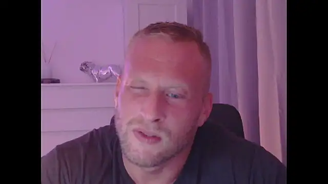Živý XXX chat FitMarci