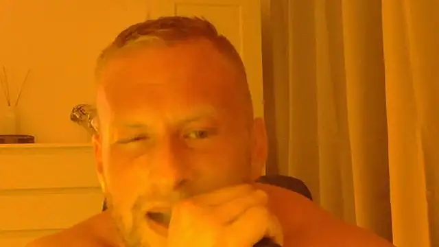 FitMarci webkamerás műsora