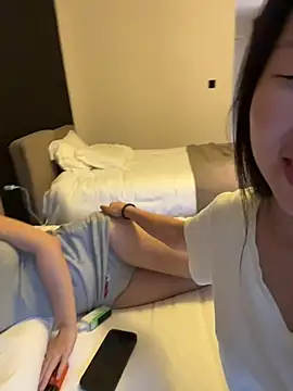 xiaozz-001 在線直播表演