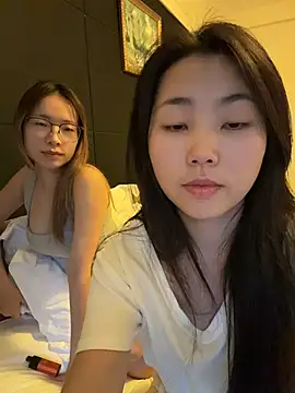 xiaozz-001 – webcam-show