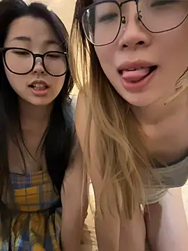 xiaozz-001 webkamerás műsora