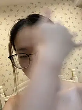 xiaozz-001's Webcam Show