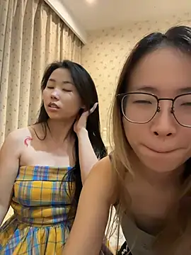 xiaozz-001 – webcam-show