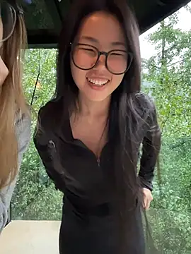 xiaozz-001's Webcam Show