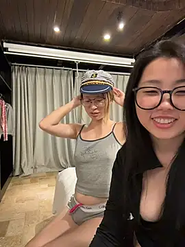 xiaozz-001 Webcam show
