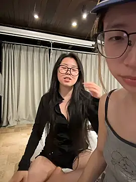 xiaozz-001 Webcam show