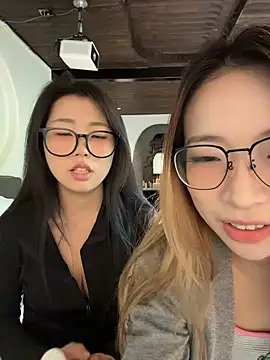 xiaozz-001's Webcam Show