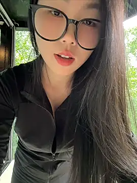 xiaozz-001's Webcam Show