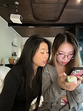xiaozz-001 Webcam-Show