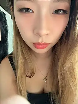 xiaozz-001 webkamerás műsora