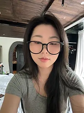 xiaozz-001's Webcam Show