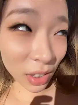 xiaozz-001 Show in webcam