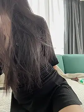 xiaozz-001's Live XXX Chat