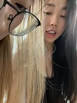 xiaozz-001 webkamerás műsora