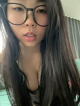 xiaozz-001's Webcam Show