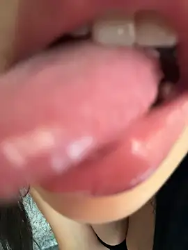 xiaozz-001 Webcam-Show