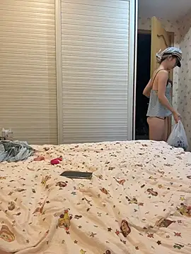 xiaozz-001's Webcam Show