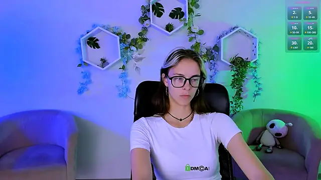 olivia_kit Webcam show