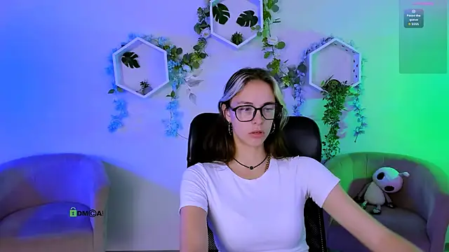 olivia_kit Webcam Show