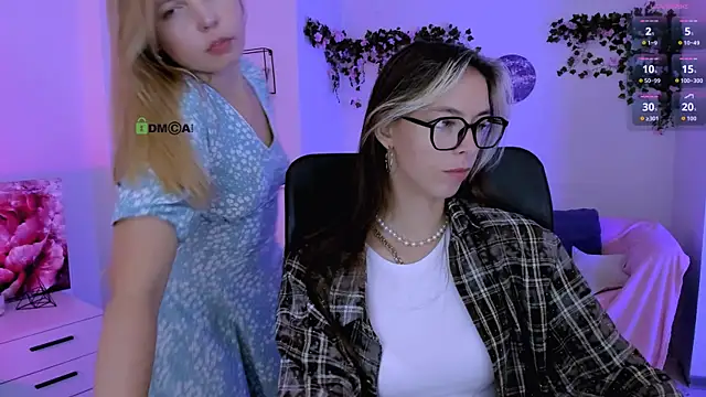 Show modela olivia_kit na web-kameri