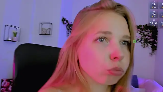 olivia_kitn Webbikameraesitys