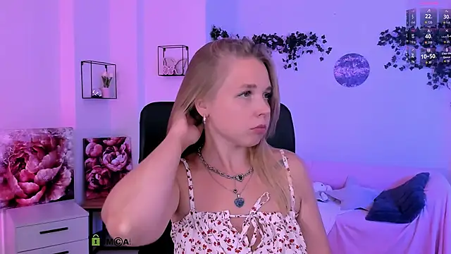 olivia_kit – Kamerová šou