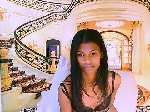IndianSilkySpice's Live XXX Chat