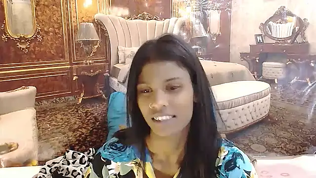 IndianSilkySpice's Live XXX Chat