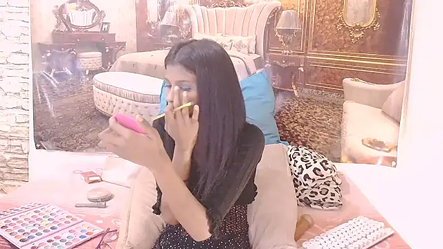 IndianSilkySpice Live XXX-chat