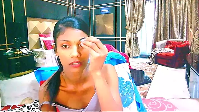 IndianSilkySpice Obrolan Langsung XXX