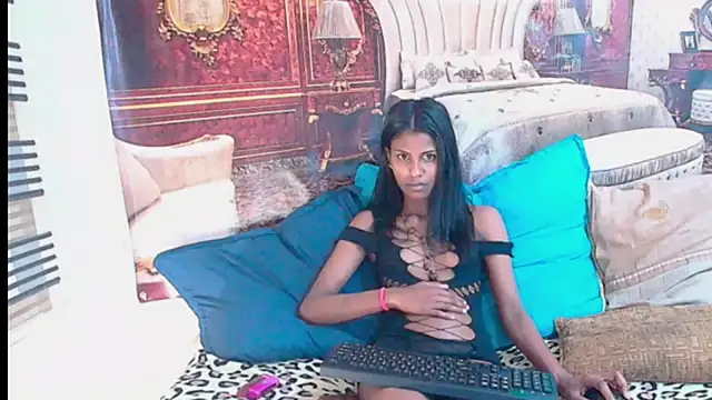 IndianSilkySpice 라이브 XXX 채팅