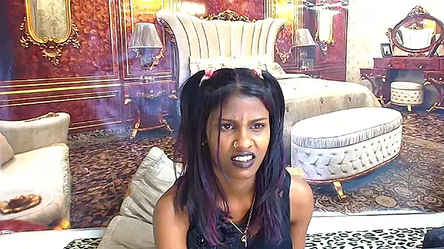Chat XXX en directo de IndianSilkySpice