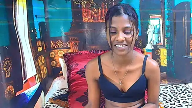 IndianSilkySpice Live XXX-chat