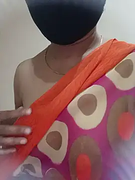 Nila_tamil36 Chat XXX live
