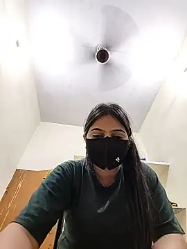 ravinaa5's Webcam Show