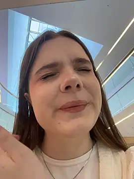 Živá chatovací místnost Lunabelle_