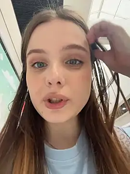 Lunabelle_ webcam show