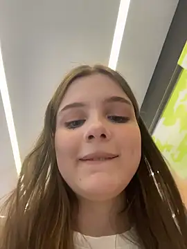 Lunabelle_'s Live XXX Chat