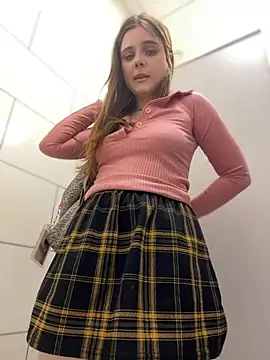Lunabelle_ Webcam Show