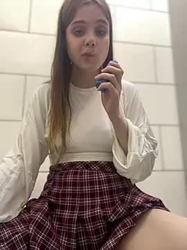 Lunabelle_ webcam show