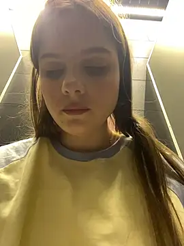 Lunabelle_ webkamerás műsora