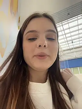 Lunabelle_ webkamerás műsora